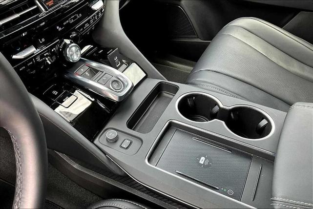 Photo of 2025 Lunar Silver Metallic Acura MDX