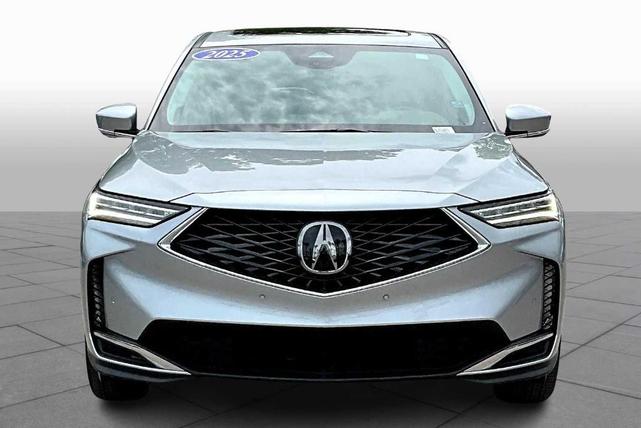 Photo of 2025 Lunar Silver Metallic Acura MDX