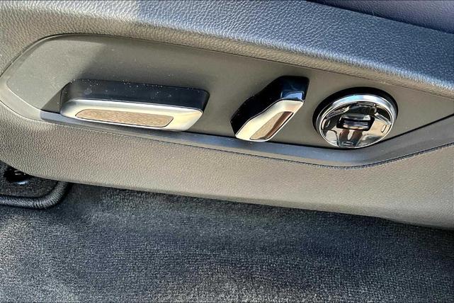 Photo of 2026 Gray Acura MDX