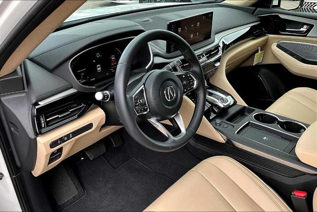 Photo of 2025 Platinum White Pearl Acura MDX