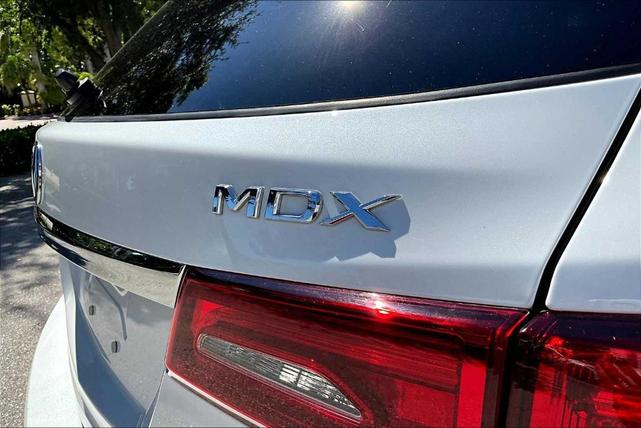 Photo of 2020 Platinum White Pearl Acura MDX