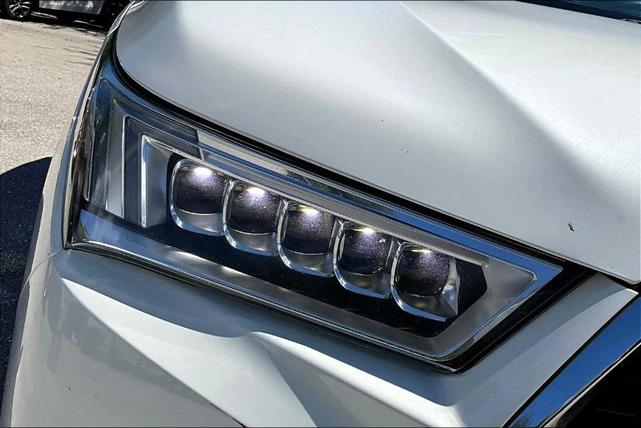 Photo of 2020 Platinum White Pearl Acura MDX