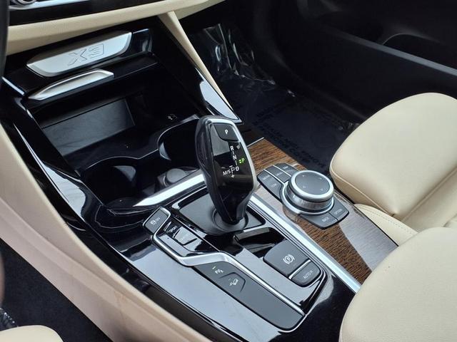 Photo of 2020 Jet Black BMW X3