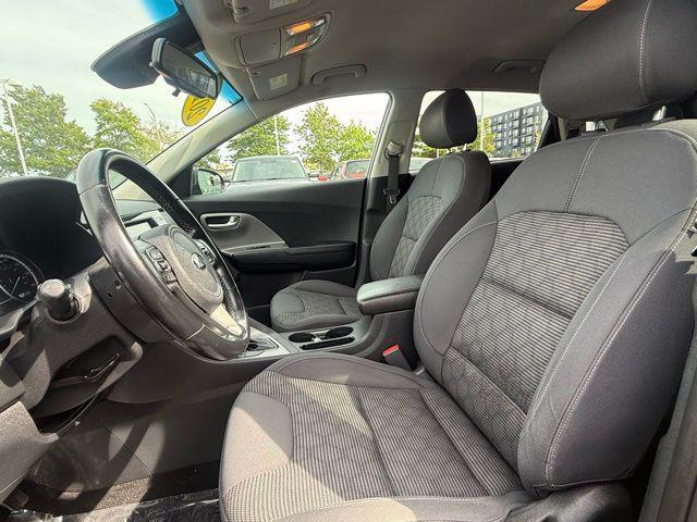 Photo of 2019 Aurora Black Pearl Kia Niro