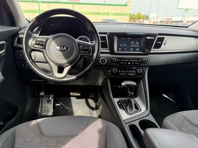 Photo of 2019 Aurora Black Pearl Kia Niro