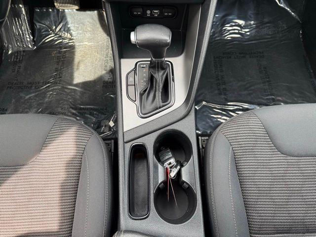 Photo of 2019 Aurora Black Pearl Kia Niro