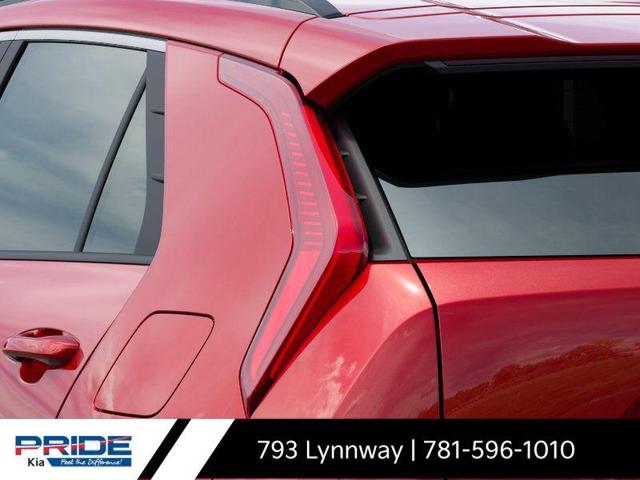 Photo of 2025 Runway Red Kia Niro