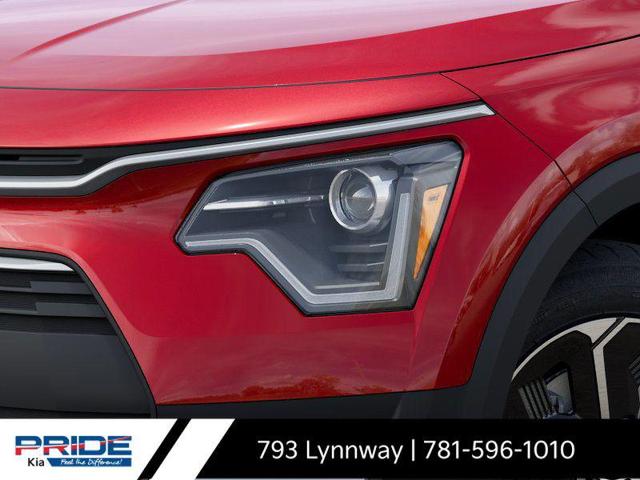 Photo of 2025 Runway Red Kia Niro