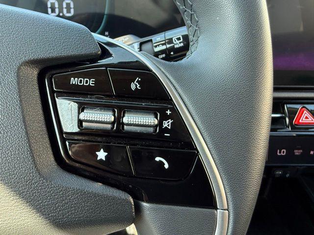 Photo of 2023 Graphite Gray Kia Niro