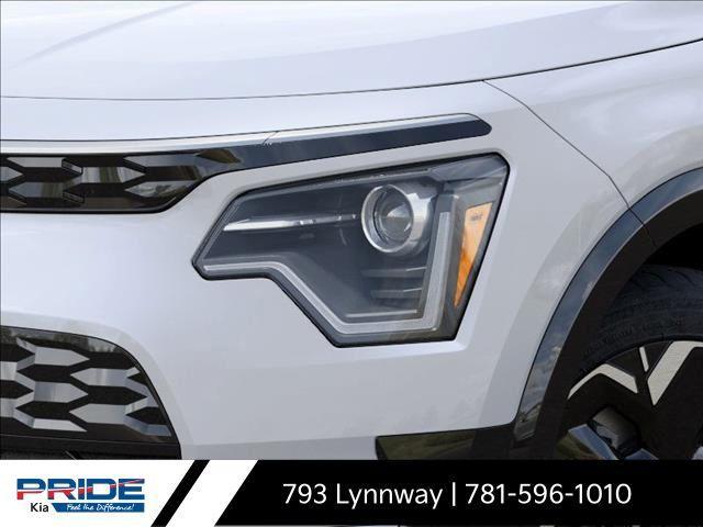 Photo of 2025 Snow White Pearl Kia Niro EV
