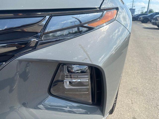 Photo of 2024 Hampton Gray Hyundai TUCSON