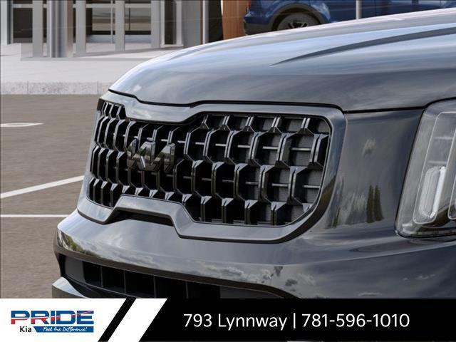 Photo of 2025 Ebony Black Kia Telluride