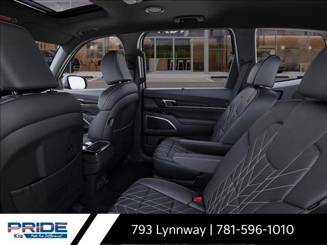 Photo of 2025 Wolf Gray Kia Telluride