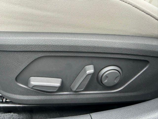 Photo of 2023 Carbon Blue Hyundai SONATA