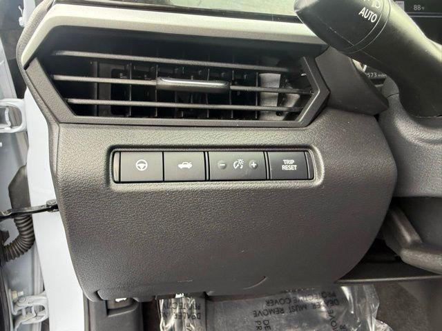 Photo of 2023 Gray Sky Pearl Nissan Altima
