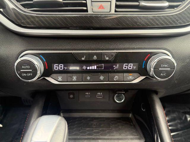 Photo of 2023 Gray Sky Pearl Nissan Altima
