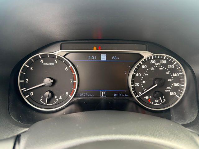 Photo of 2023 Gray Sky Pearl Nissan Altima