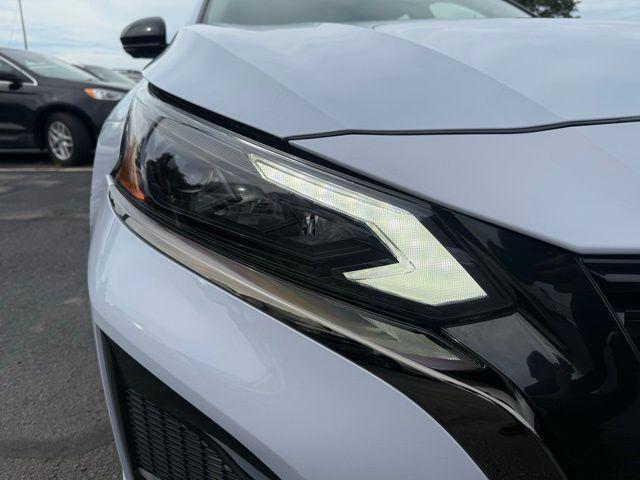 Photo of 2023 Gray Sky Pearl Nissan Altima
