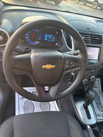 Photo of 2015 Red Chevrolet Trax