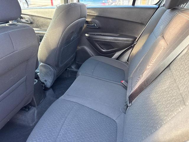 Photo of 2015 Red Chevrolet Trax