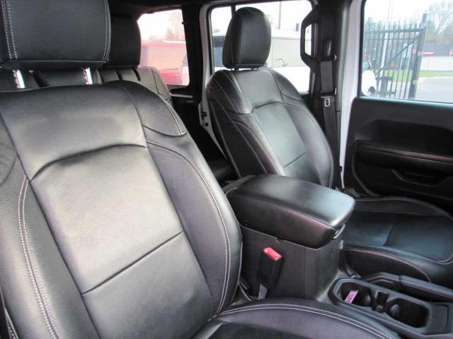 Photo of 2019 White Jeep Wrangler Unlimited