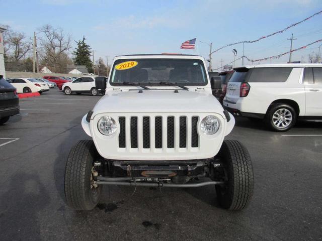 Photo of 2019 White Jeep Wrangler Unlimited