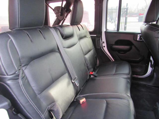 Photo of 2019 White Jeep Wrangler Unlimited