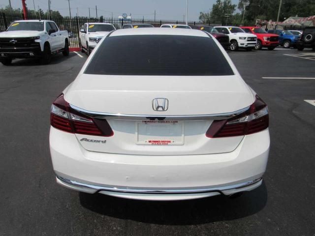 Photo of 2017 White Honda Accord