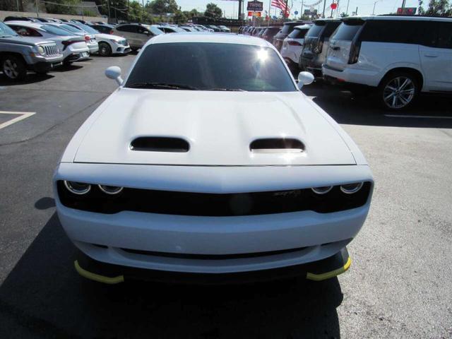 Photo of 2020 White Dodge Challenger