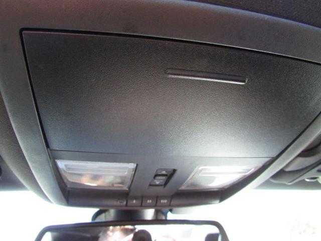 Photo of 2020 White Dodge Challenger