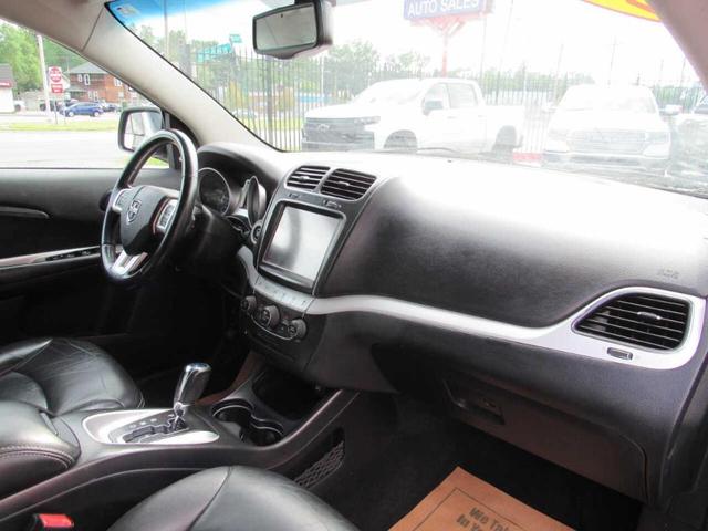 Photo of 2017 Silver Dodge Journey
