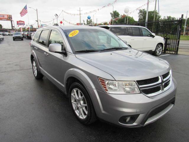 Photo of 2017 Silver Dodge Journey