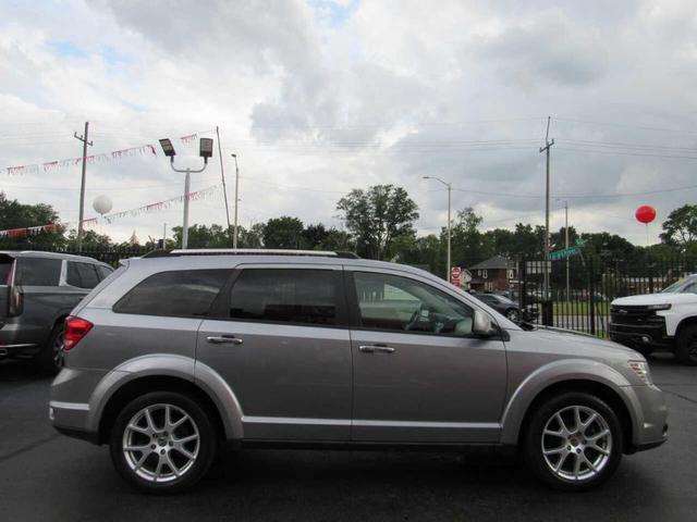 Photo of 2017 Silver Dodge Journey