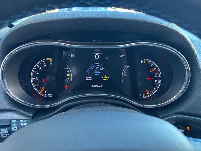 Photo of 2019 Diamond Black Crystal Pearlcoat Jeep Grand Cherokee