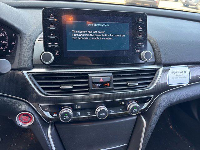 Photo of 2021 Lunar Silver Metallic Honda Accord