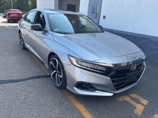 Photo of 2021 Lunar Silver Metallic Honda Accord