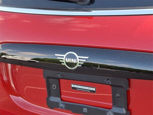 Photo of 2023 Chili Pepper Red MINI Hardtop