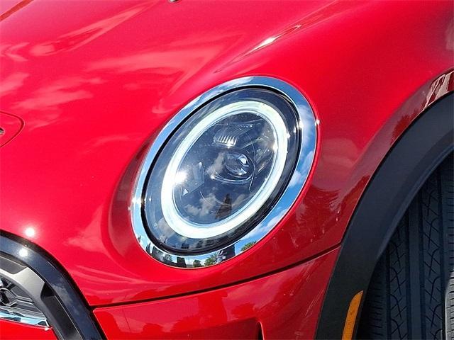 Photo of 2023 Chili Pepper Red MINI Hardtop