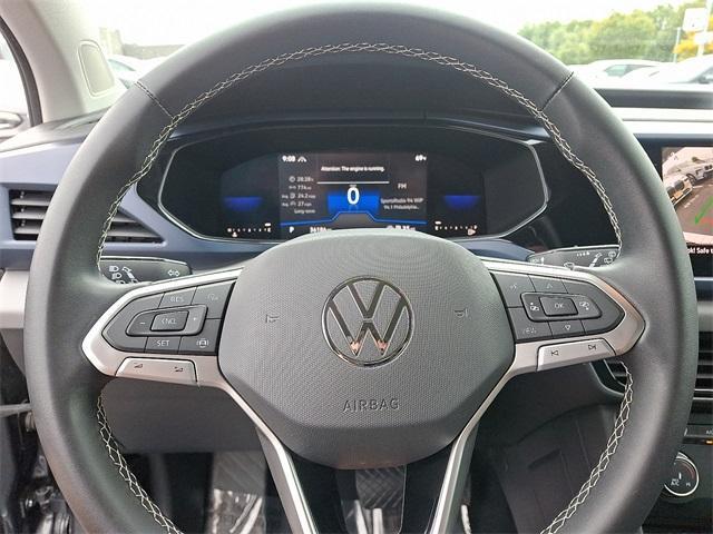 Photo of 2022 Platinum Gray Metallic Volkswagen Taos