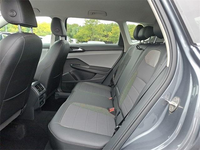 Photo of 2022 Platinum Gray Metallic Volkswagen Taos