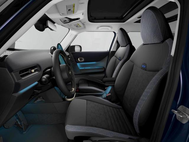 Photo of 2025 Blue Metallic MINI Hardtop
