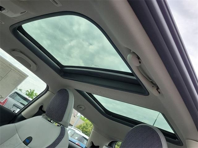 Photo of 2025 Silver MINI Hardtop