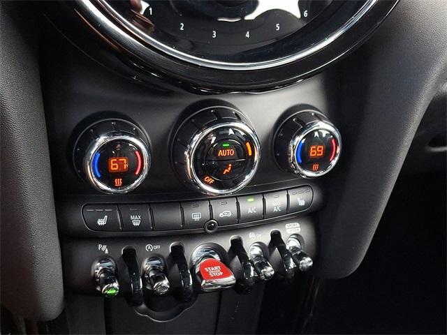 Photo of 2022 Island Blue Metallic MINI Hardtop