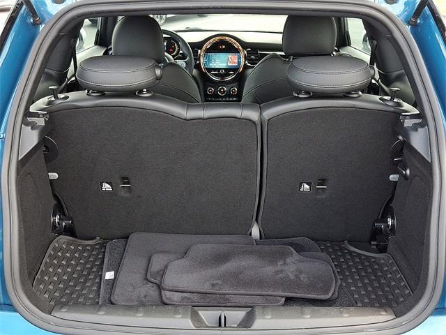 Photo of 2022 Island Blue Metallic MINI Hardtop