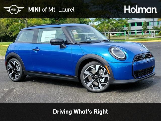 Photo of 2025 Blue Metallic MINI Hardtop