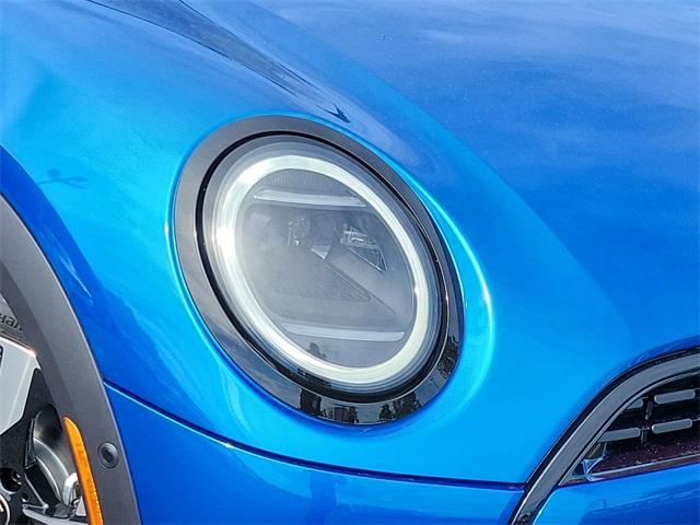 Photo of 2025 Blue Metallic MINI Hardtop