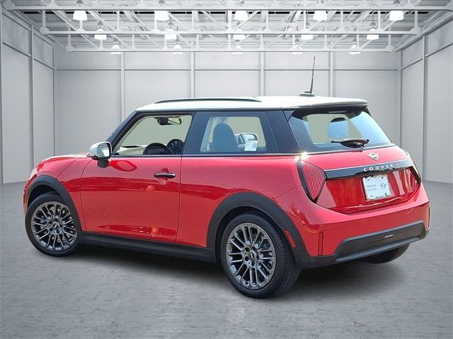 Photo of 2025 Chili Pepper Red MINI Hardtop