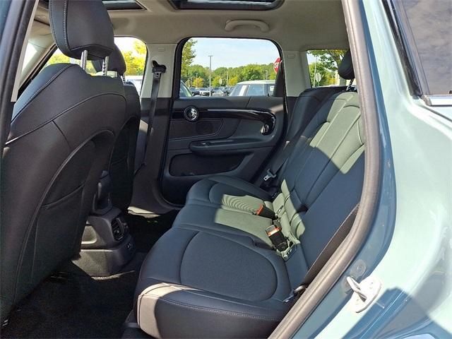 Photo of 2024 Sage Green Metallic MINI Countryman