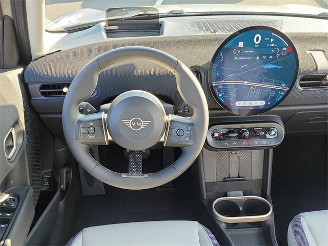 Photo of 2025 Silver MINI Hardtop