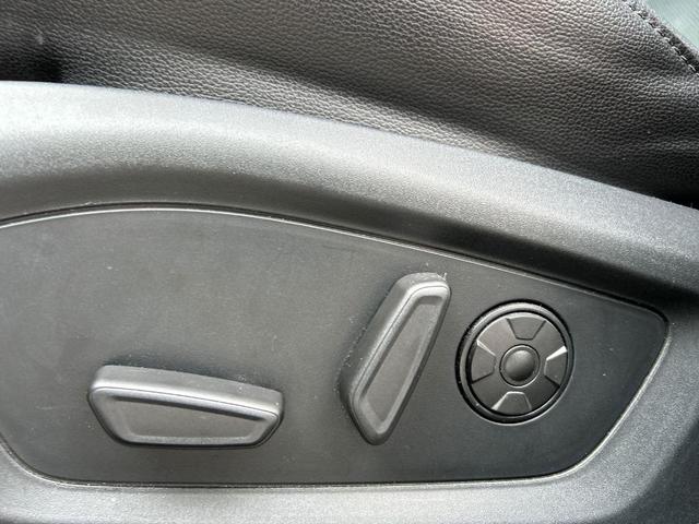 Photo of 2021 Carbonized Gray Metallic Ford Explorer
